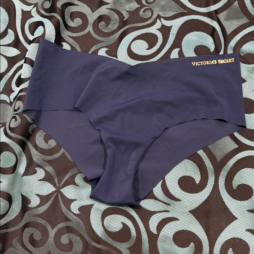 NEW ⬇️Victoria's Secret Navy Blue Cheekys.  NWOT Perfect condition